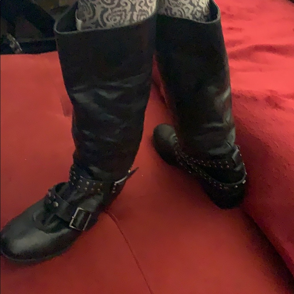 Black boots tall